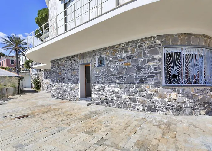 A Few Steps From The Sea By Wonderful Italy Recco